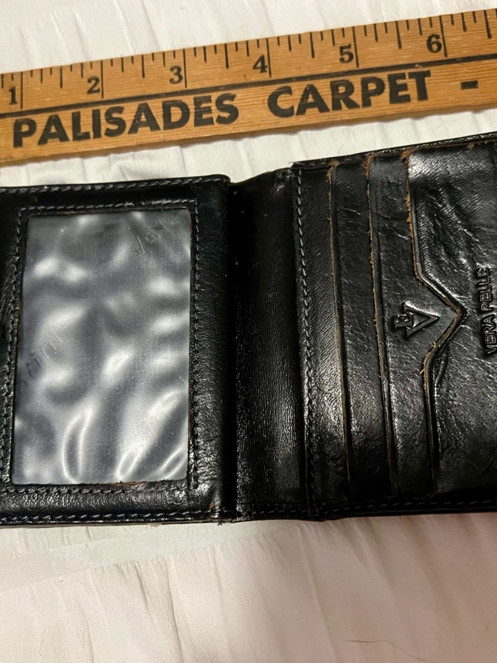 Vera Pelle Black Leather Snap Bifold Wallet - Picture 7 of 9